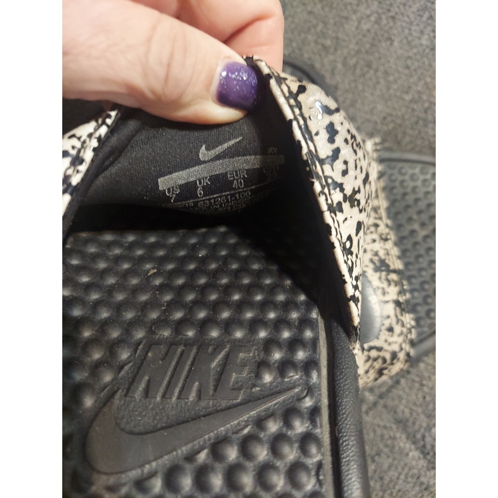 Nike Benassi JDI Slides Sandals Black White Men Sz 7 Slip-On Sports Summer - Picture 7 of 10